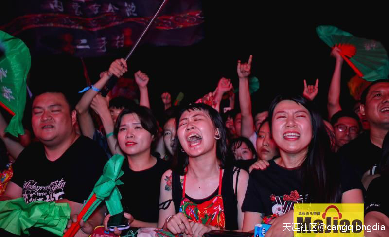 2019年飞青春麻椒音乐节首日告捷，数千乐迷与“外星人”疯狂共舞-第22张图片-太平洋在线下载