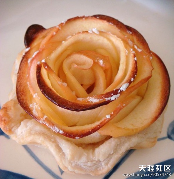 玫瑰挞小说手机版:漂亮易做的“苹果玫瑰花挞”(转载)-第7张图片-太平洋在线下载